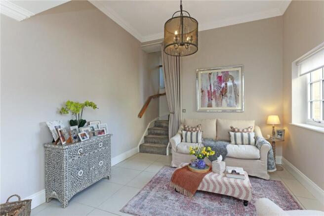 6 bed Detached for sale Image 10