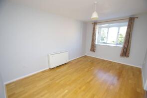12, Skye House, Scammell Way, Watford WD18 6GY