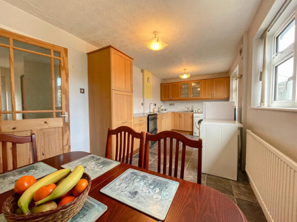 Kitchen & Dining Room