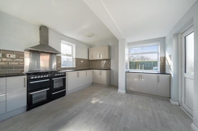 1424956-5-69a9919a10a31