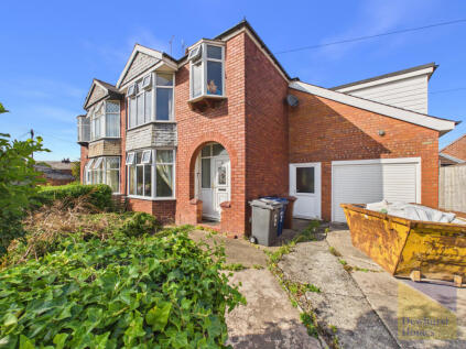 Grove Avenue, Longton, Penwortham, PR4