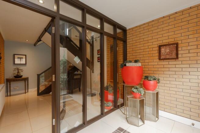 Vestibule 