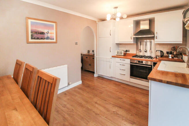 Kitchen/Dining Room