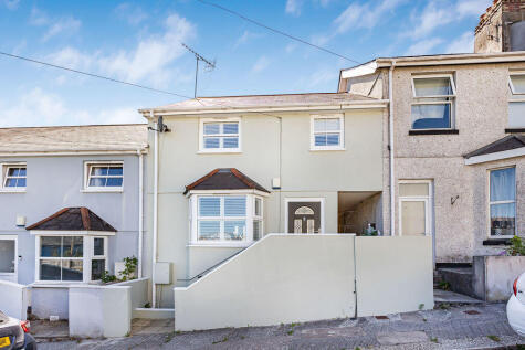 Alexandra Terrace, Ford, Plymouth. Beautifully presented 3 bedroom house with lovely garden and large garage.