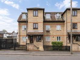 6, Vinewood Court, Raglan Road, London E17 9DR