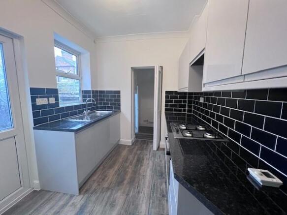 53 Hamilton Road kitchen.jpg