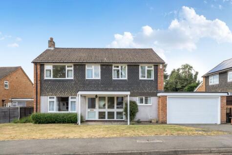 Laurel Crescent, Woodham, Surrey, GU21
