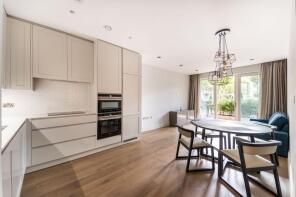 Flat 59, Renaissance Square Apartments, Palladian Gardens, Chiswick, London W4 2DZ