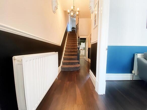 Entrance Lobby & Hallway