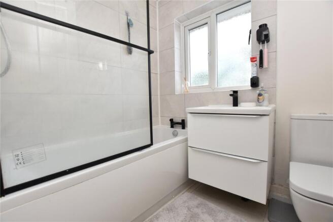 2 bed Semi-Detached for sale Image 8