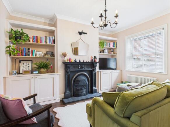 CAM03729G0-PR0080-STILL002