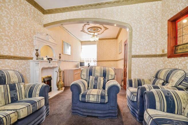 3 bed Terraced for sale Image 5
