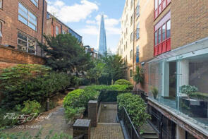 Flat 5, 12 Lion Court, Shand Street, London SE1 2EP
