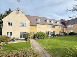15, 436 Jubilee Place, Prince Avenue, Westcliff-on-sea SS0 0EN