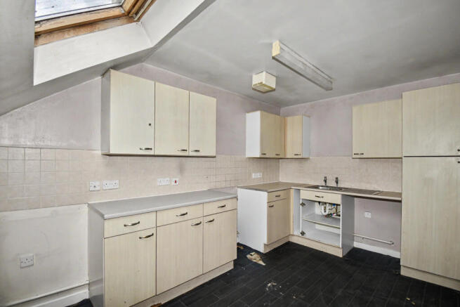Flat 5, Crosthwaite Court, Spink Lane, Pontefract, West Yorkshire, WF8 1EB
