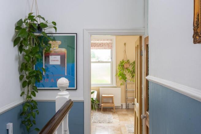 3 bed Terraced for sale Image 7