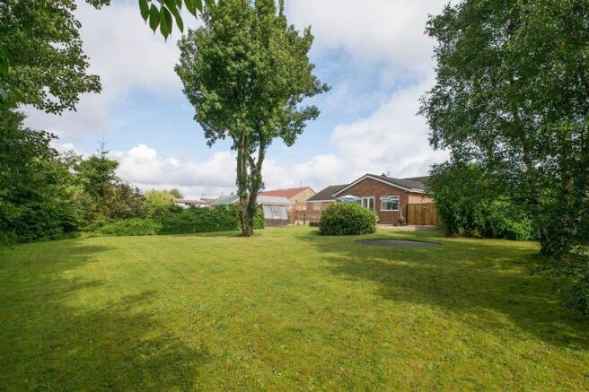 1/3 acre plot