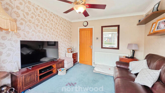 3 bed Semi-Detached for sale Image 7