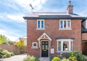 1, St Francis Close, Pewsey SN9 5DQ
