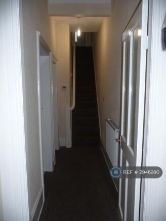 2 bed Terraced to rent Image 5