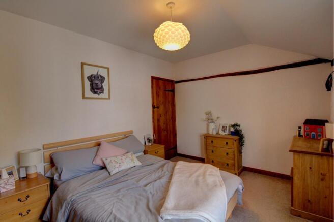 Master bedroom1