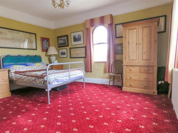 Bedroom 2.JPG