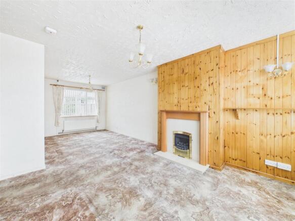 Lounge/ Dining Room