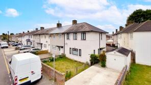 47, Greenway, Dagenham RM8 1UL