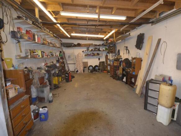 Garage / Workshop