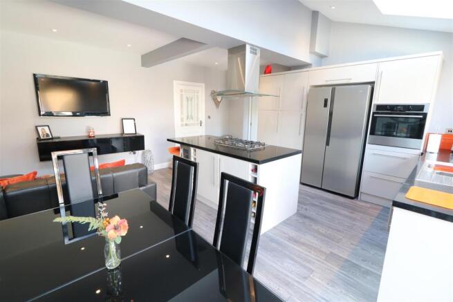 Kitchen/Diner/Family Room