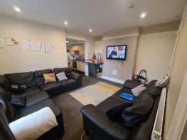 20, Grove Gardens, Headingley, Leeds LS6 4EG