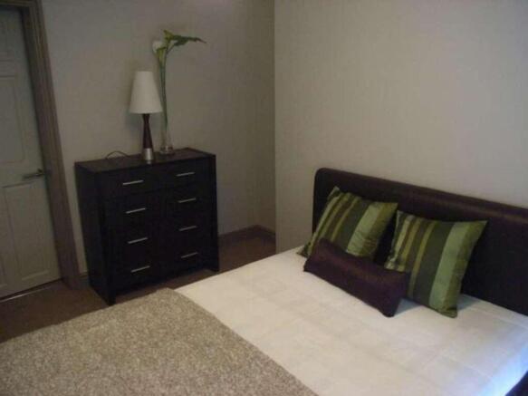 1 bed Flat to rent Image 6