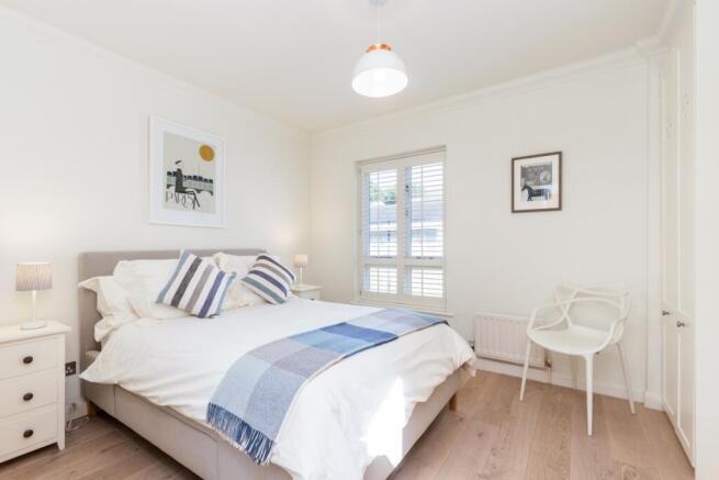 Doves Yard 6 - bed