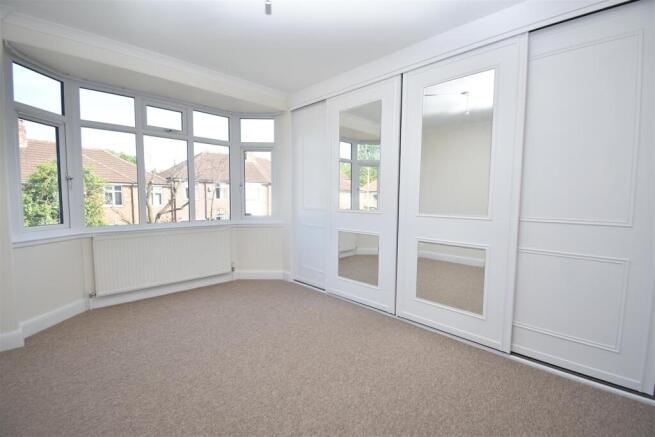 3 bed End of Terrace to rent Image 4