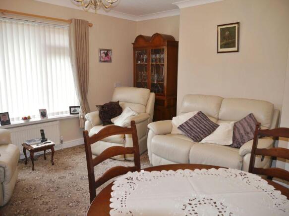 Lounge photo 3