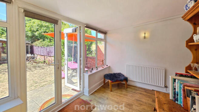 3 bed Semi-Detached for sale Image 9