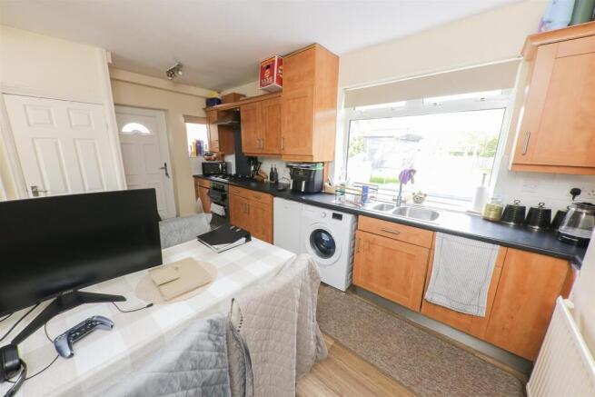 3 bed House for sale Image 7