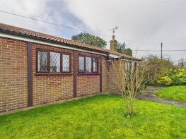6, Cottington Close, Kingsclere RG20 5NR