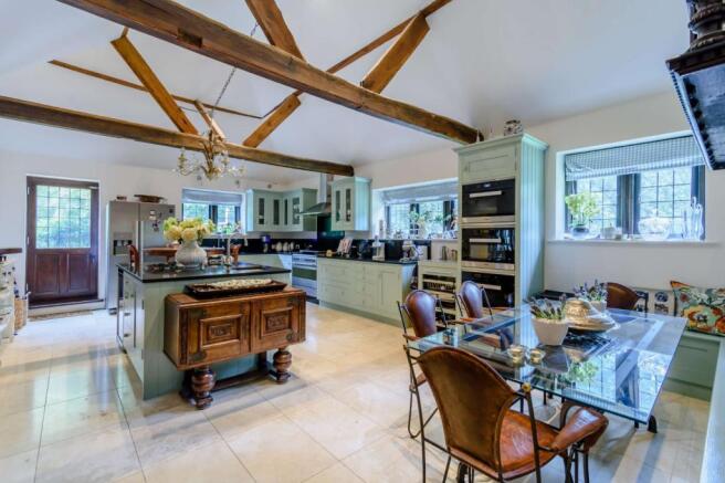 Kitchen/Breakfast