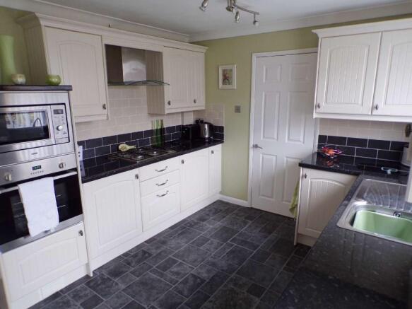 Kitchen/Breakfast Rm