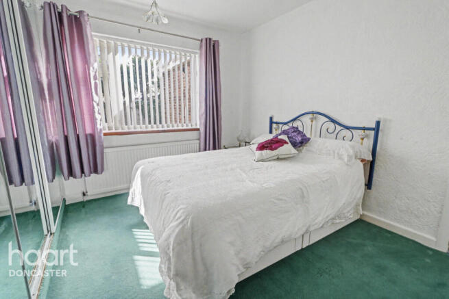 2 bed Bungalow for sale Image 11