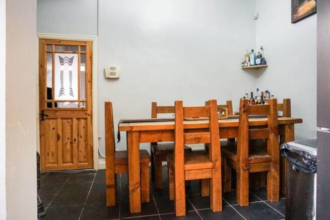 Kitchen/Dining Room