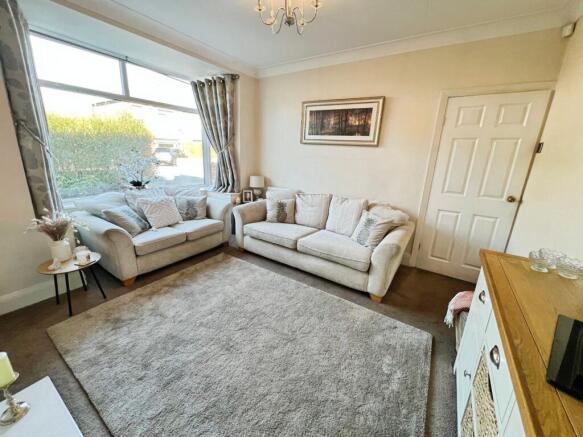 3 bed Semi-Detached for sale Image 9