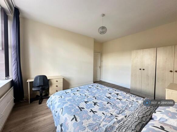 Large Front Bedroom