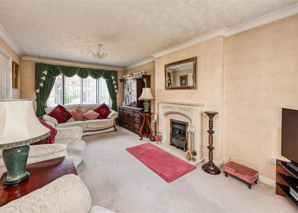 44 Leasowe Drive-14.jpg