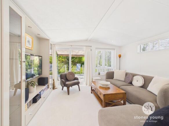 2 bed Park Home for sale Image 8