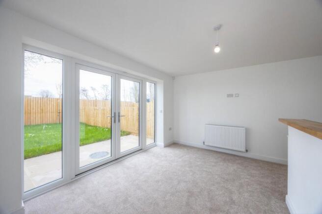 2 bed Town House for sale Image 6