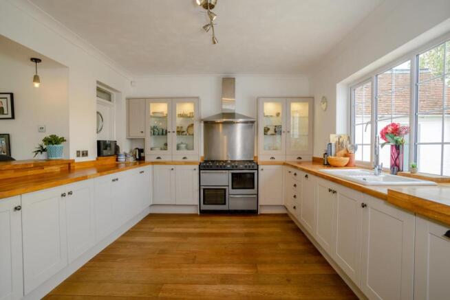 8395876-interior21-800.jpg
