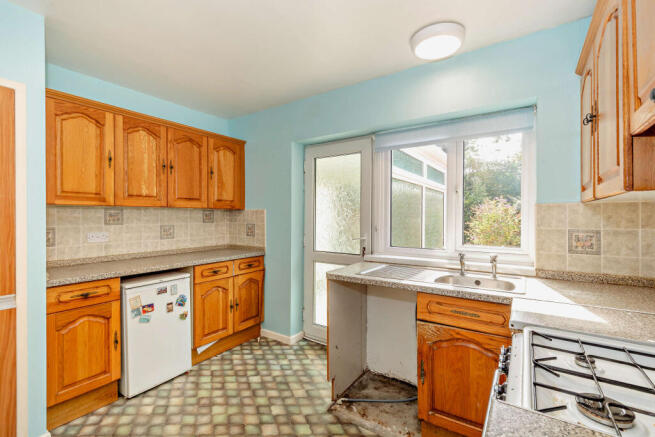2 bed Semi-Detached for sale Image 6