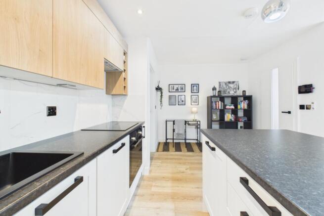 1 bed Apartment for sale Image 8